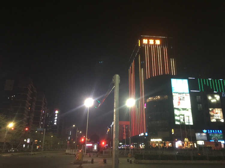 跟著馬總集五福，不如跟著楊總拍個企業宣傳片