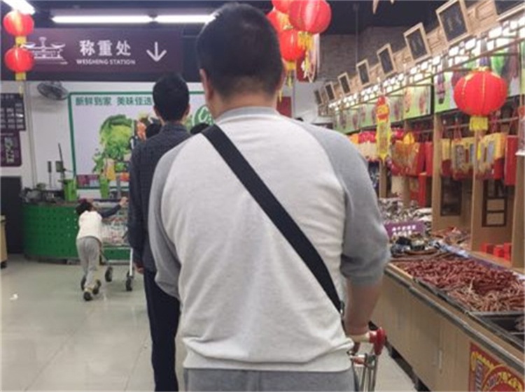 虎口來臨時還有空遐想?再不做個企業宣傳片就被一口吃了 虎口來臨時還有空遐想?再不做個企業宣傳片就被一口吃了